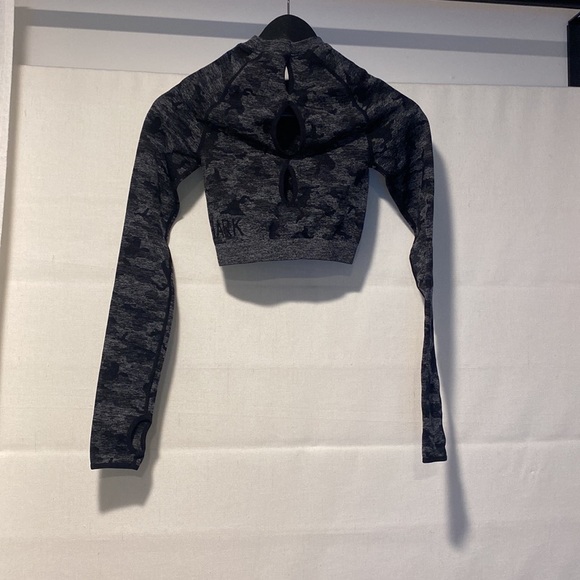 Gymshark adapt long sleeve crop top - Size S - Picture 5 of 5